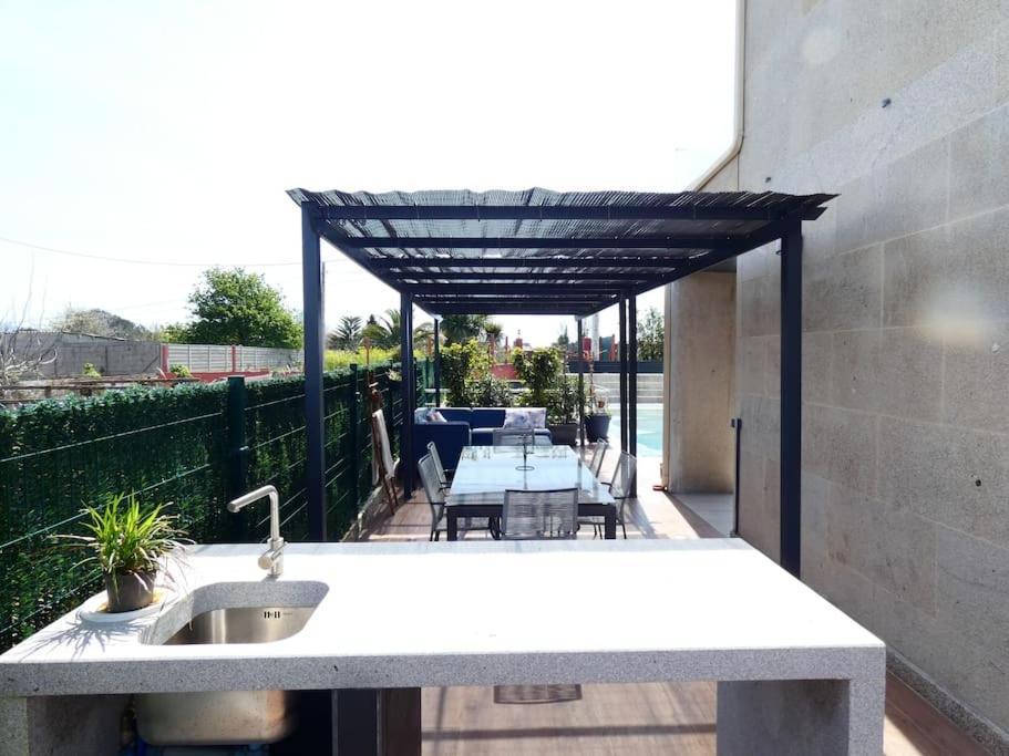 Chalet De Diseno Moderno En Sanxenxo Kültér fotó